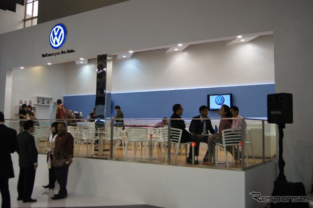 VWブース(ジャカルタモーターショー12)
