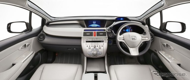 ホンダの燃料電池車 FCXクラリティ