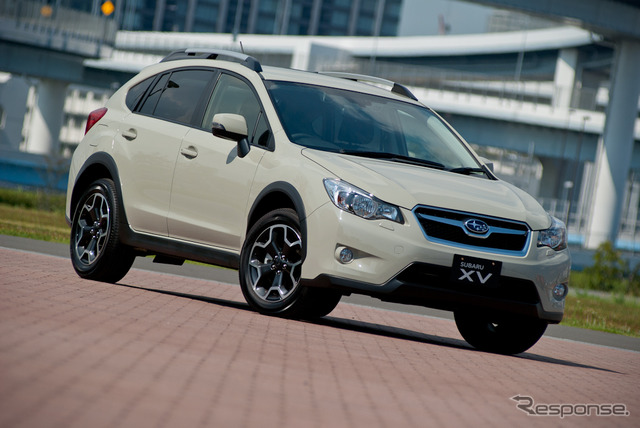 スバル•XV「2.0i-L EyeSight」、ボディカラー:デザートカーキ