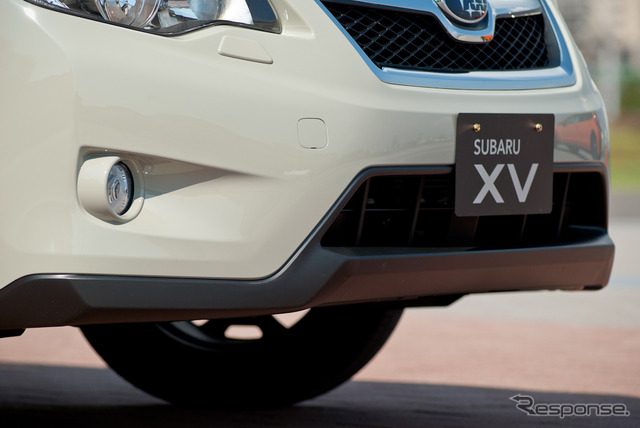 スバル•XV「2.0i-L EyeSight」、ボディカラー:デザートカーキ