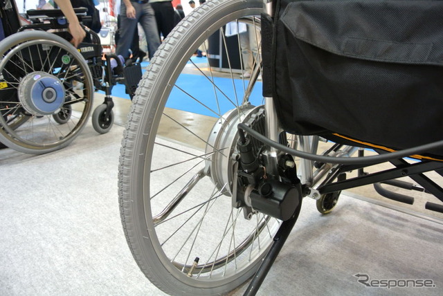 JW-IIは車輪の外側にモーターが出ている