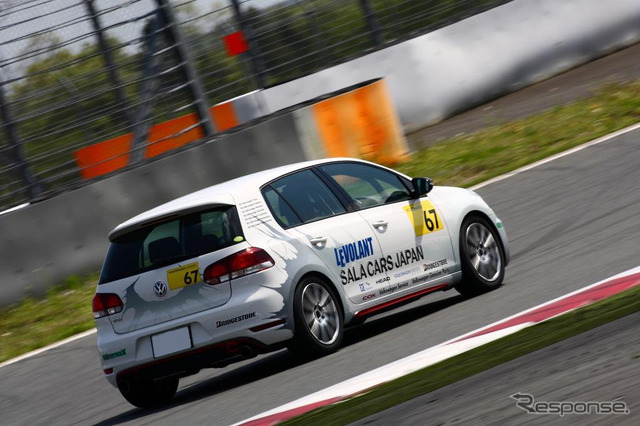 VWオーナー限定のドライビングレッスン