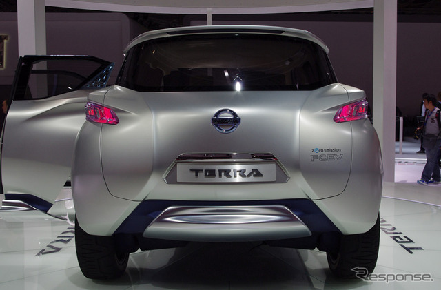 日産 TeRRA(パリモーターショー12)