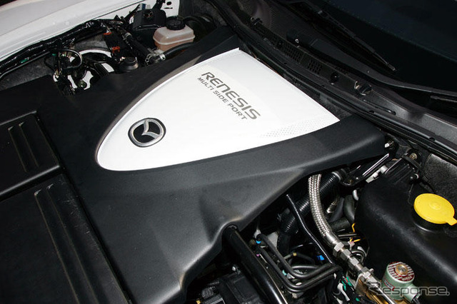 【東京モーターショー04】マツダ RX-8、開発が進む水素ロータリー