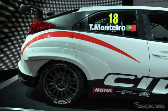 ホンダ・シビックWTCC(パリモーターショー12)