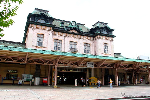 2012年9月時点の門司港駅の木造駅舎