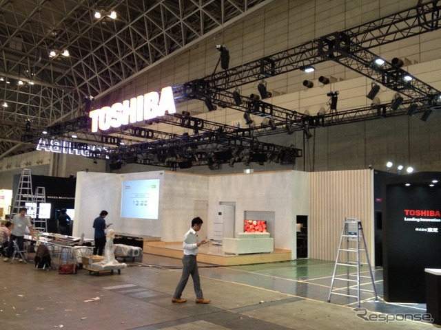 CEATEC 12ブース設営の様子(10月1日撮影)