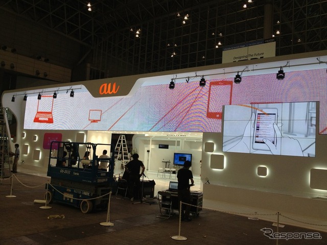 CEATEC 12ブース設営の様子(10月1日撮影)