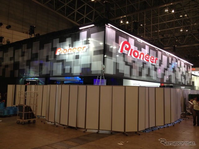 CEATEC 12ブース設営の様子(10月1日撮影)