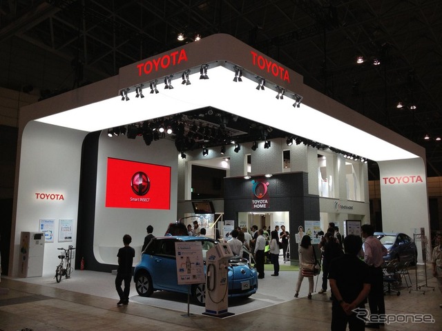 CEATEC 12ブース設営の様子(10月1日撮影)