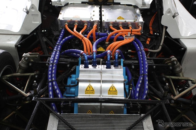 トヨタのTMG EV P002。ドイツ・ニュルブルクリンクで7分22秒329のEV最速ラップタイムを記録
