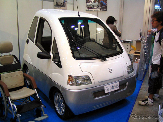 【福祉機器展04】車いすのままで運転したい!
