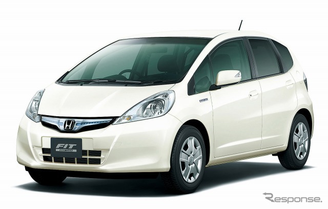 ホンダ・フィット HYBRID She's 特別仕様車 <ファインスタイル>