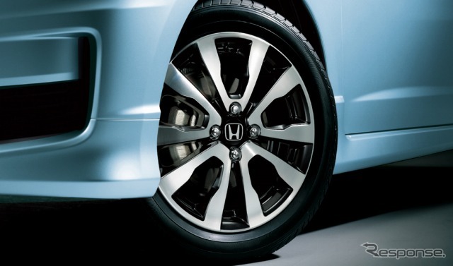 ホンダ・フィット HYBRID RS 特別仕様車 <ファインスタイル>