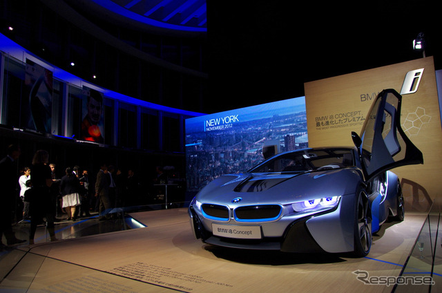 BMW i8デザイナー「世界で最も進化したスポーツカー」