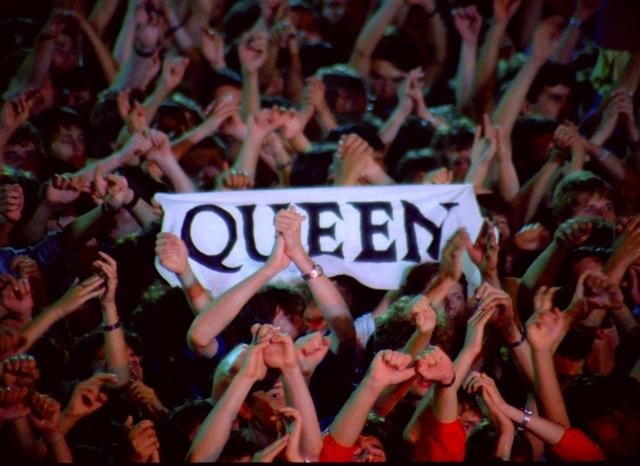 クイーン・ライブ・イン・ブダペスト '86 : ハンガリアン・ラプソディ (c) 2012 Queen Productions Limited