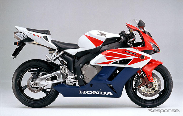 ホンダ CBR1000RRをマイナーチェンジ