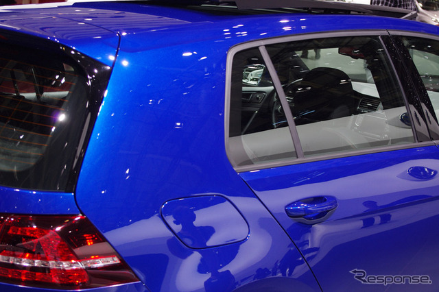 VW ゴルフGTIコンセプト 4ドア(パリモーターショー12)