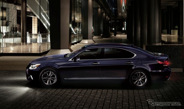 レクサス・LS600hL EXECUTIVE package