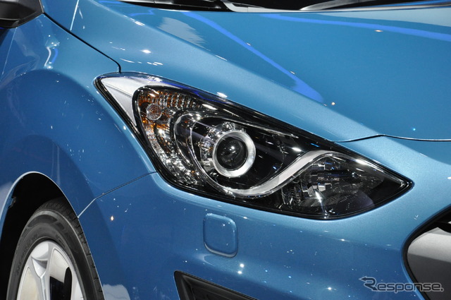 ヒュンダイ i30(パリモーターショー12)