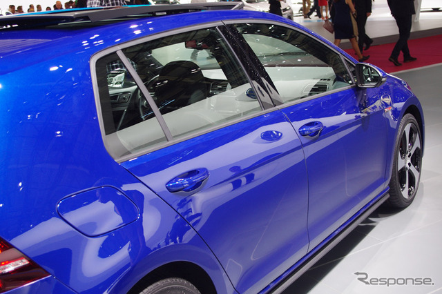 VW ゴルフGTIコンセプト 4ドア(パリモーターショー12)