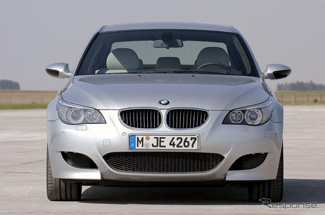 【新型BMW M5　海外試乗】その2 V10&507ps セダンとして前例のない強心臓…河村康彦
