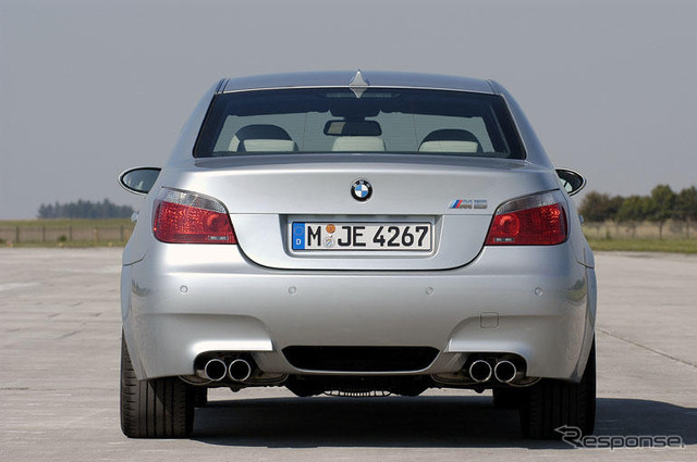 【新型BMW M5　海外試乗】その2 V10&507ps セダンとして前例のない強心臓…河村康彦