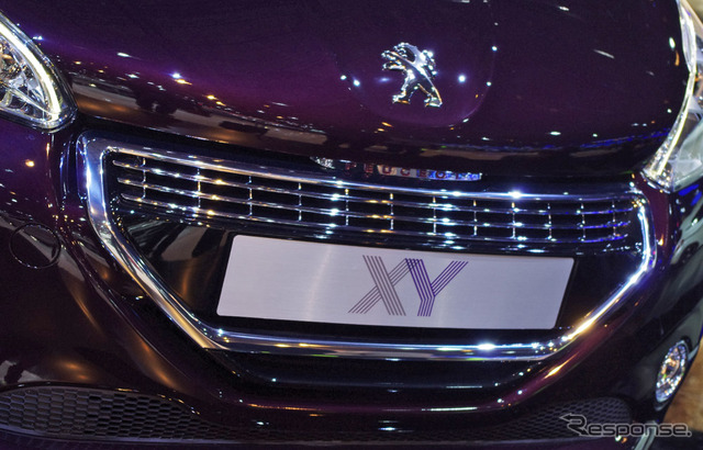 プジョー 208XY(パリモーターショー12)