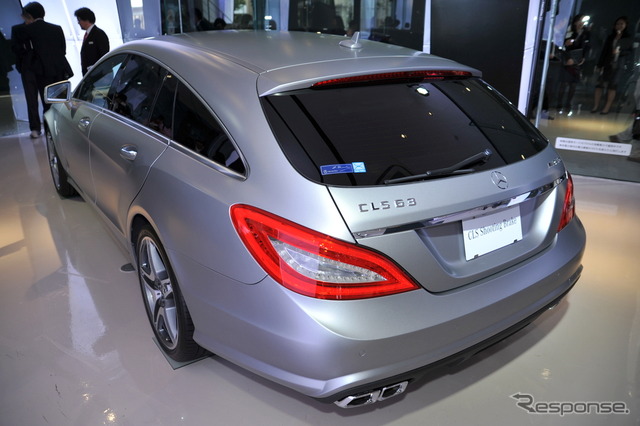 CLS 63 AMG シューティングブレーク Edition 1。ボディカラーは特別オプションのdesignoマグノアナライトグレー（51万円）