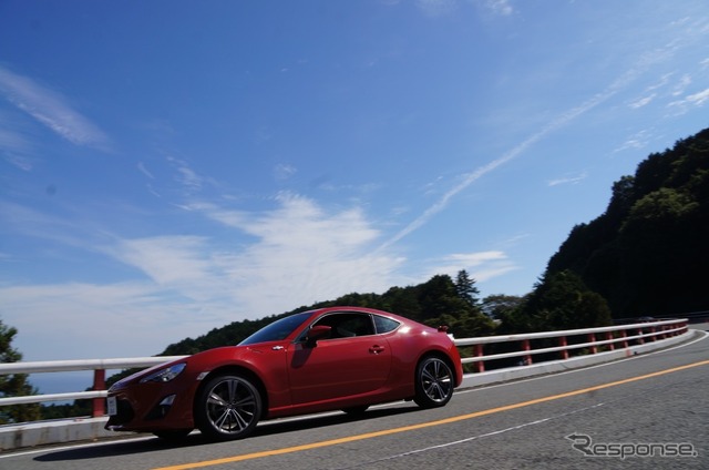 86S(ハチロックス) HACHI-ROCKS J001 HAKONEの様子。