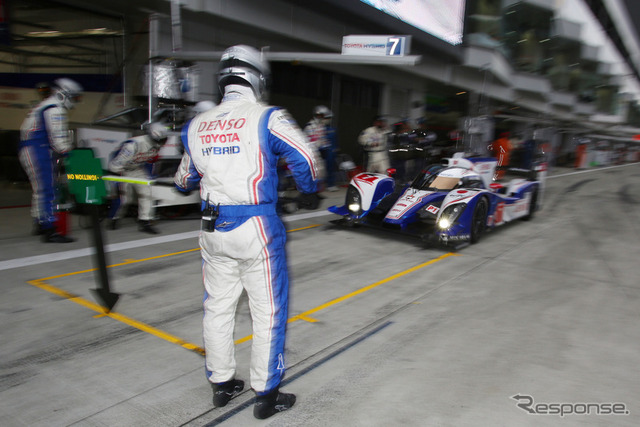 【WEC 第7戦 富士】アウディにペナルティ、天候が一波乱をもたらすか…5時間経過