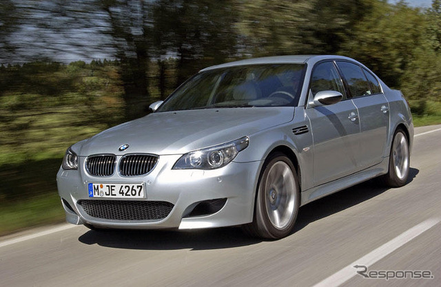 【新型BMW M5 海外試乗】その4 滑走路でなければ本領発揮は味わえない!?…河村康彦