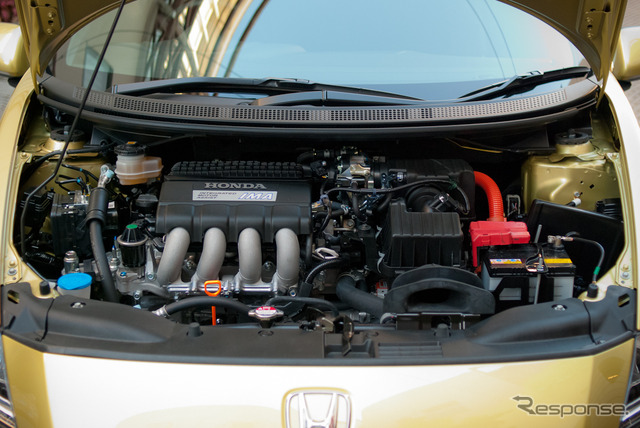 ホンダ CR-Z β、ボディカラー:プレミアムエナジェティックイエロー・メタリック