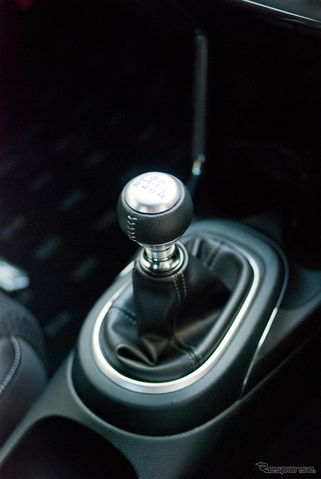 ホンダ CR-Z α 6MT