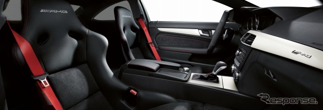 メルセデスベンツ・C63 AMGクーペ ブラックシリーズ パフォーマンススタジオ