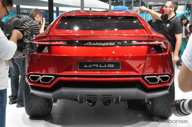 ランボルギーニ URUS(北京モーターショー12)