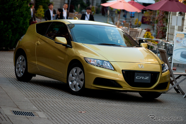 ホンダ CR-Z β、ボディカラー:プレミアムエナジェティックイエロー•メタリック
