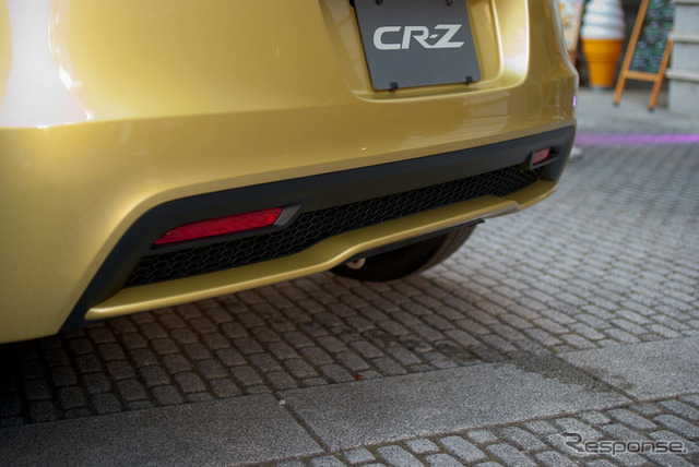ホンダ CR-Z β、ボディカラー:プレミアムエナジェティックイエロー•メタリック