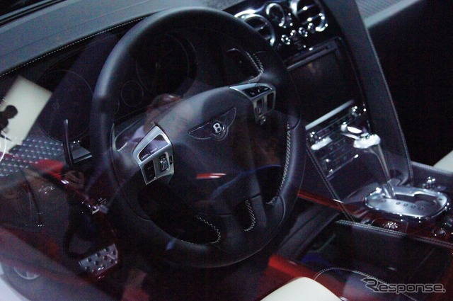 ベントレー・コンチネンタルGT V8(サンパウロモーターショー12前夜祭)