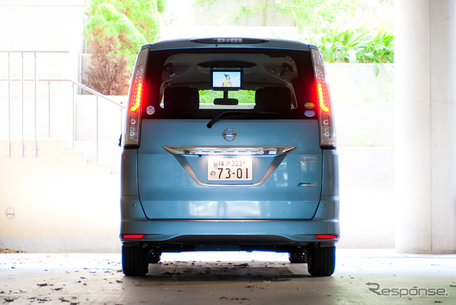 日産 セレナ ハイウェイスターG S-HYBRID