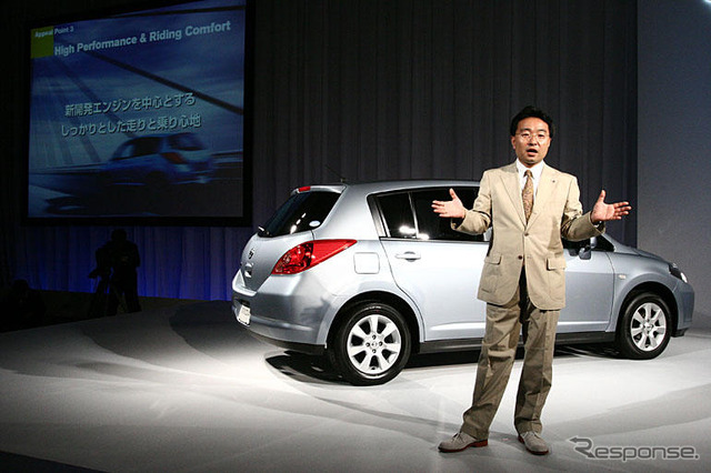 【日産 ティーダ発表】写真蔵…「SHIFT_ compact quality」