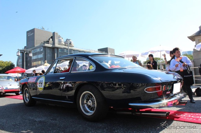 フェラーリ・330GT 2+2(1964)