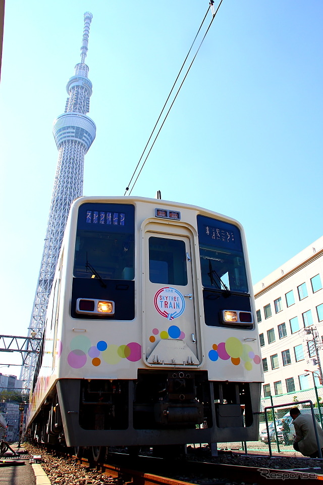 業平橋留置線に停車中の634型