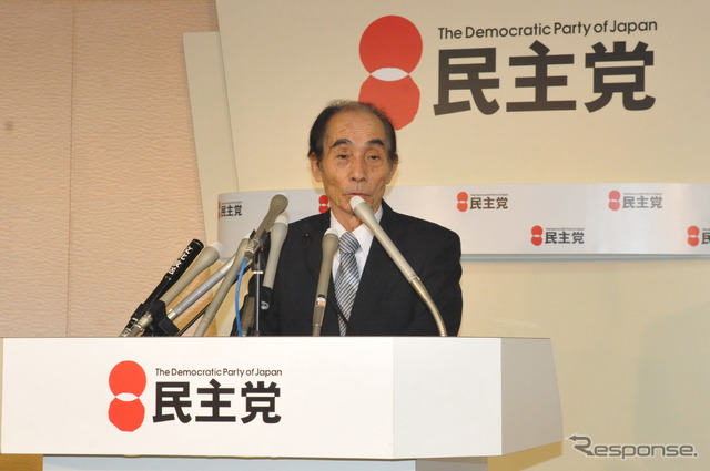 民主党・輿石東幹事長（10月29日・党本部）