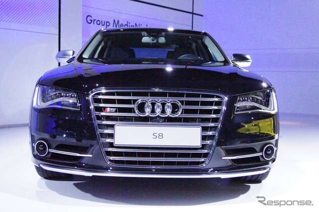 アウディ S8(サンパウロモーターショー12)