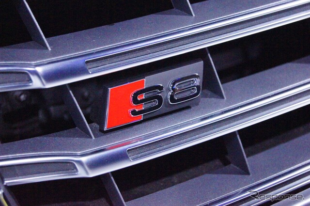 アウディ S8(サンパウロモーターショー12)