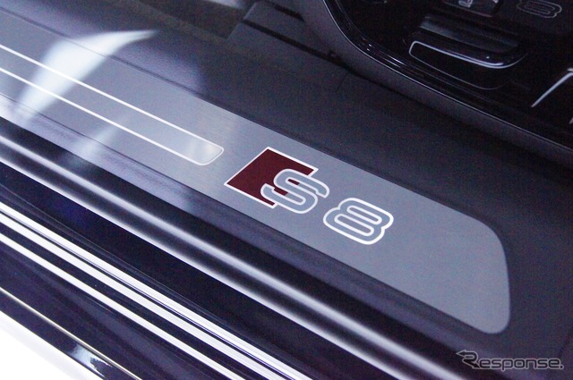 アウディ S8(サンパウロモーターショー12)