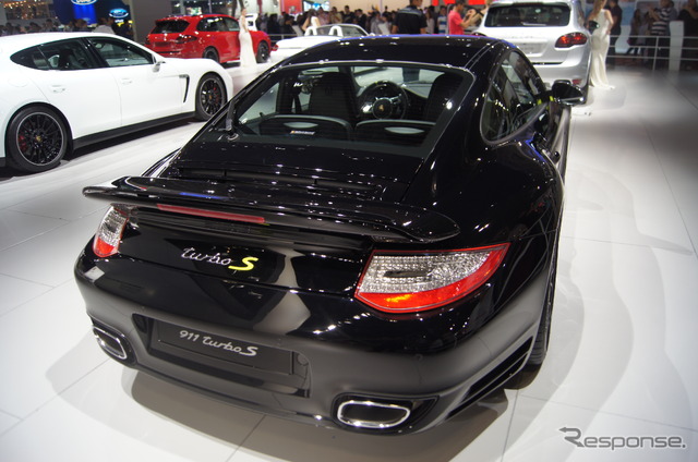 ポルシェ 911ターボS エディション918スパイダー(サンパウロモーターショー12)