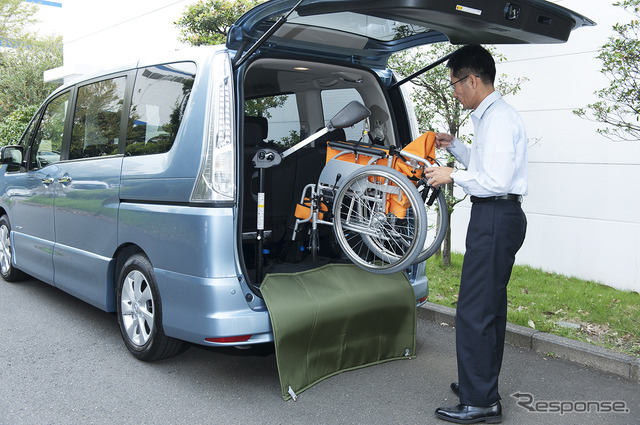 日産 セレナ アンシャンテ セカンドスライドアップシート S-HYBRID
