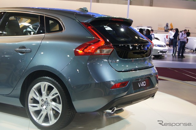 ボルボ V40(サンパウロモーターショー12)